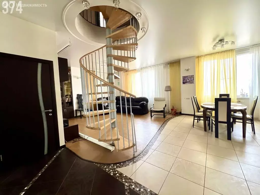 4-комнатная квартира: Орёл, улица 8 Марта, 8 (140 м) - Фото 2