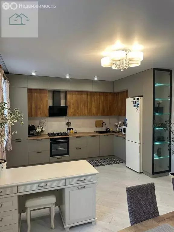 2-комнатная квартира: Ямное, улица Генерала Круковского, 1 (65 м) - Фото 1