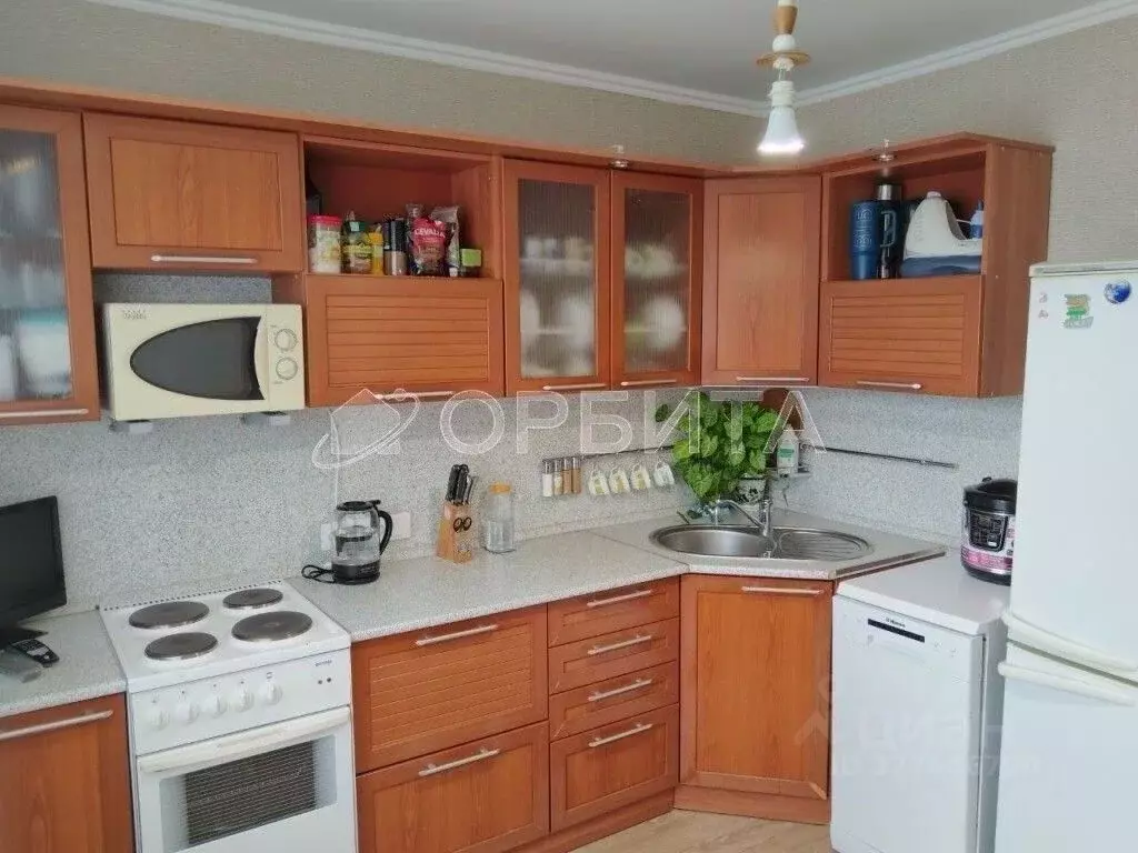 2-к кв. Тюменская область, Тюмень ул. Малыгина, 82 (56.9 м) - Фото 2