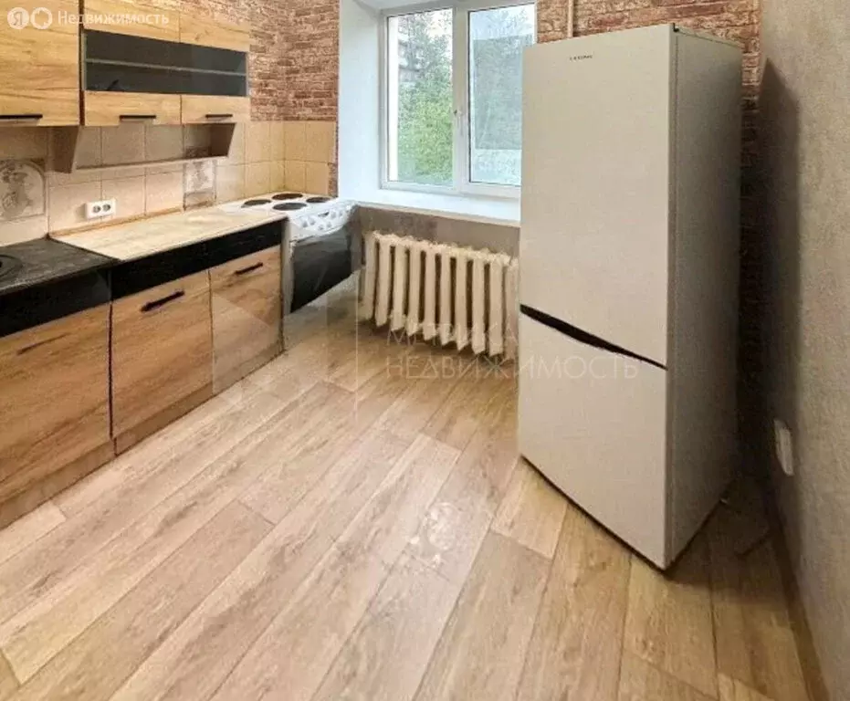 2-комнатная квартира: Тюмень, улица Мельникайте, 96 (45 м) - Фото 0