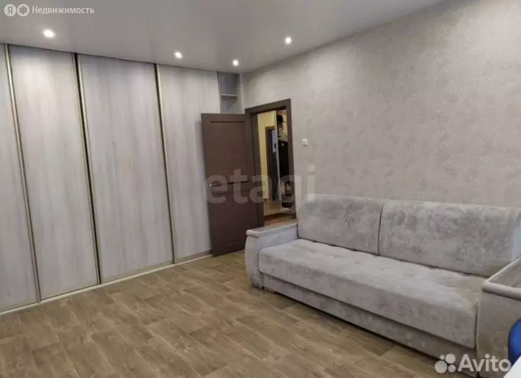 2-комнатная квартира: Новый Уренгой, район Южная Жилая Часть, ... - Фото 1