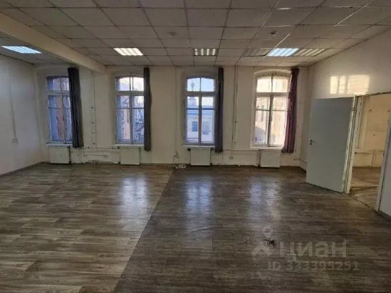 Склад в Санкт-Петербург Дегтярная ул., 5-7 (140 м) - Фото 1