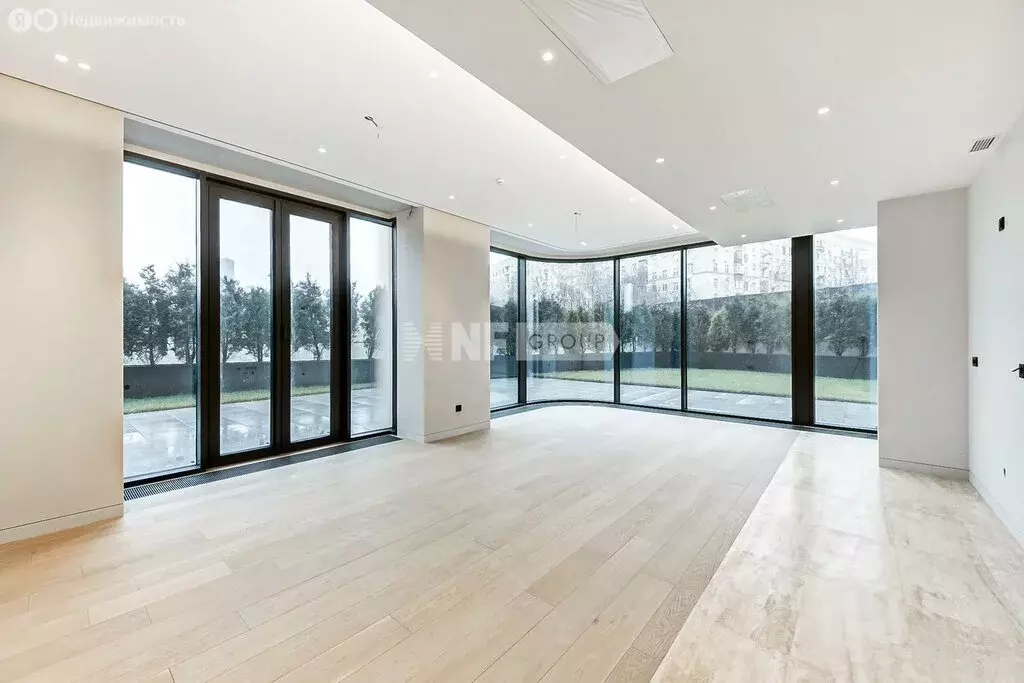 4-комнатная квартира: Москва, улица Братьев Фонченко, 1к5 (207 м) - Фото 1