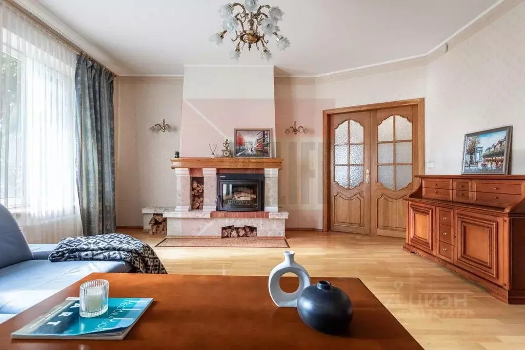 Дом в Калининградская область, Калининград Коломенская ул., 16 (288 м) - Фото 1