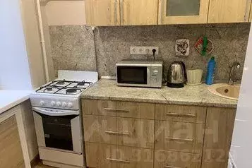 1-к кв. Псковская область, Псков ул. Максима Горького, 9 (38.0 м) - Фото 0