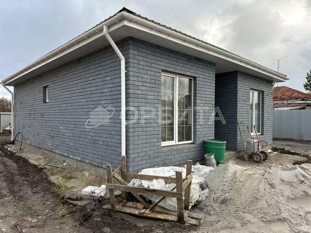 Дом в Тюменская область, Тюмень ул. Избышева (85 м) - Фото 1