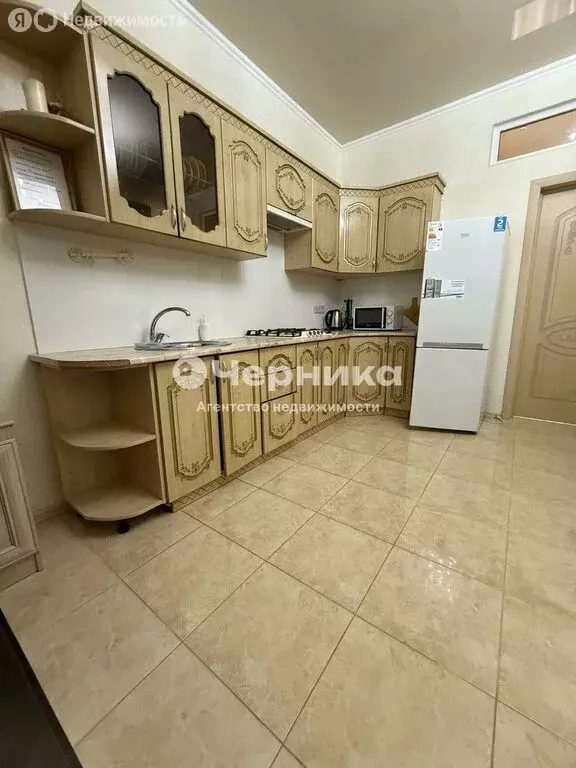 2-комнатная квартира: Ессентуки, улица 60 лет Победы, 7 (50 м) - Фото 1