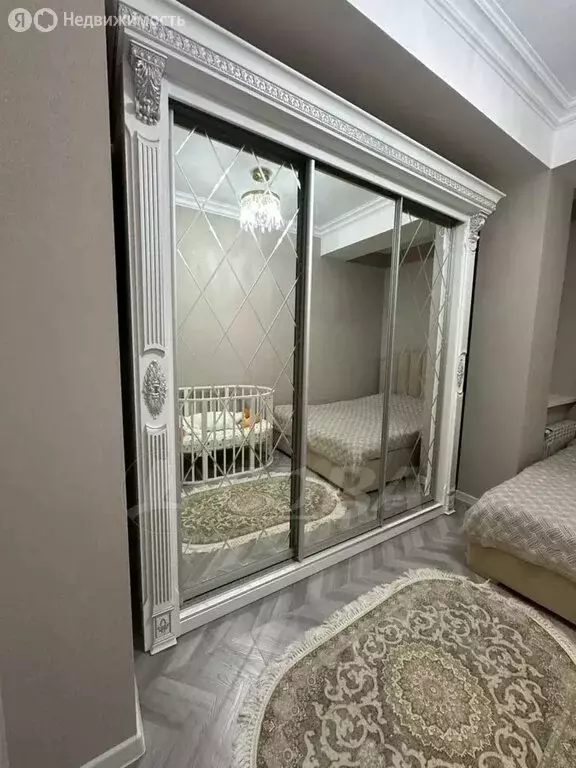 2-комнатная квартира: Махачкала, улица Ирчи Казака, 101Д (65 м) - Фото 1