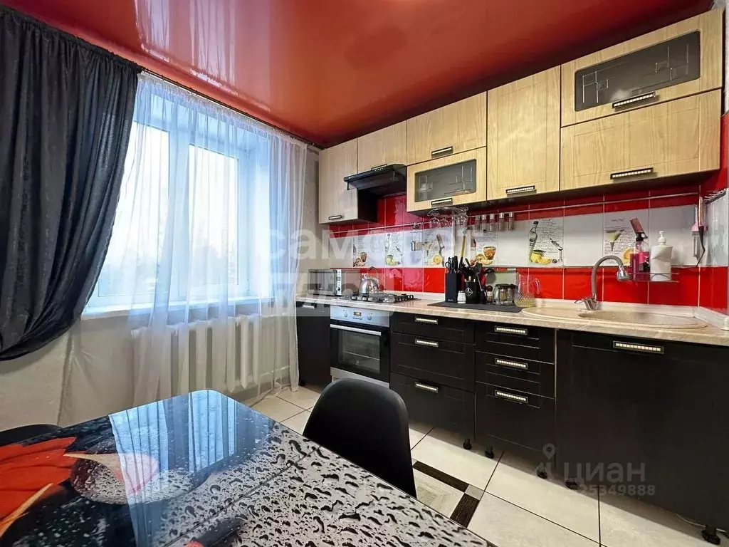 3-к кв. Ярославская область, Углич ш. 1-я линия Камышевского, 31 (65.2 ... - Фото 2