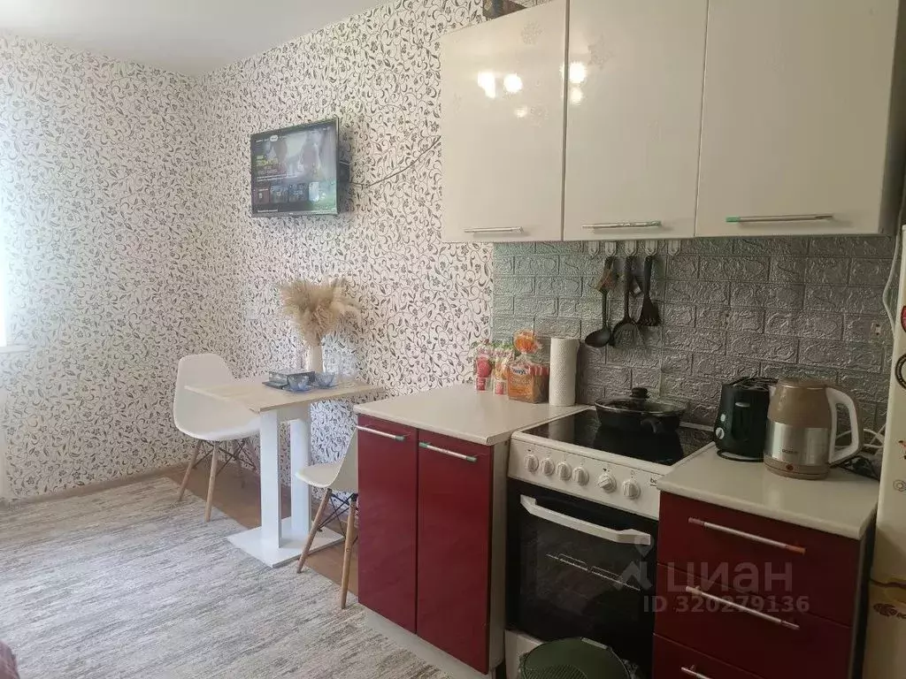 Комната Приморский край, Владивосток ул. Новожилова, 37 - Фото 0