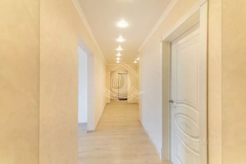 4-к кв. Алтайский край, Барнаул Червонная ул., 2 (101.1 м) - Фото 0