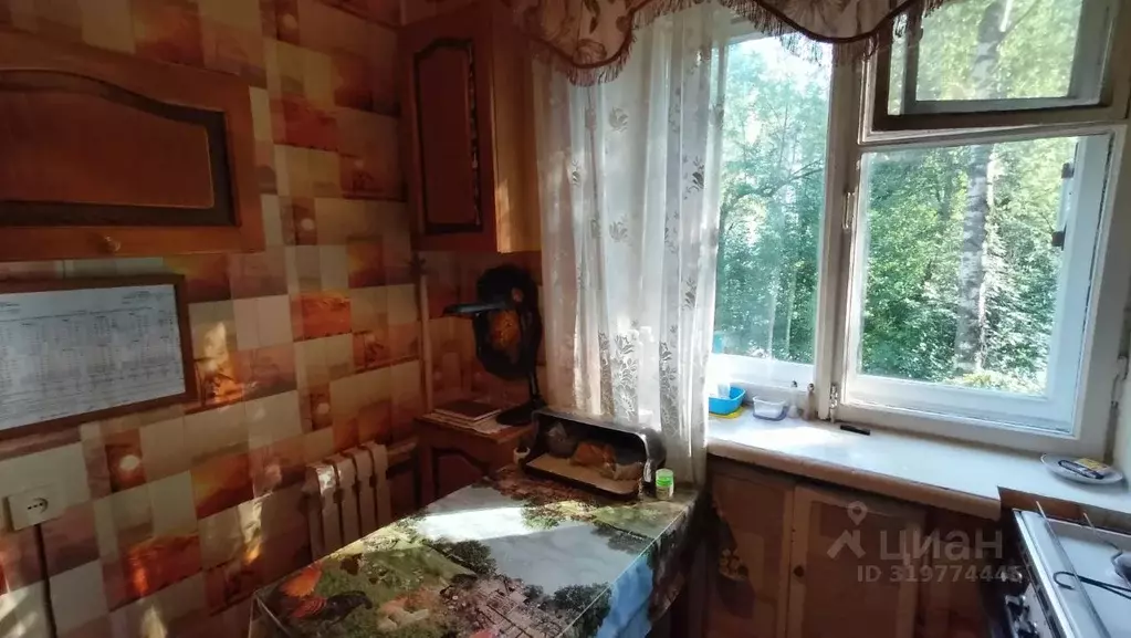 3-к кв. Калужская область, Козельск Юбилейная ул., 27 (55.9 м) - Фото 2