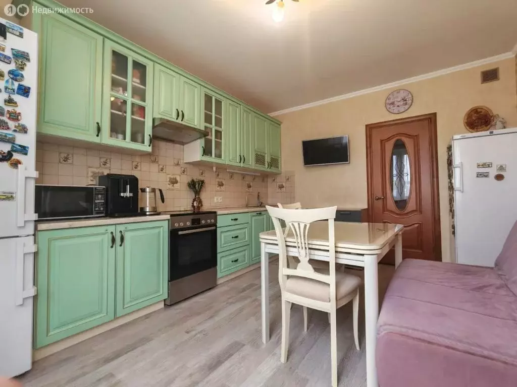 2-комнатная квартира: Дрожжино, Южная улица, 23 (65 м) - Фото 0