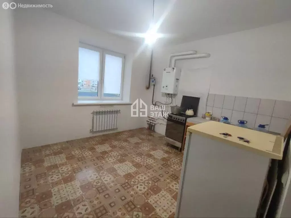 1-комнатная квартира: Калуга, Изумрудная улица, 24 (50 м) - Фото 2