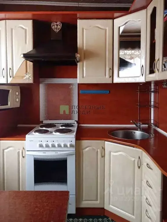 3-к кв. Амурская область, Райчихинск ул. Свердлова, 18 (57.2 м) - Фото 1