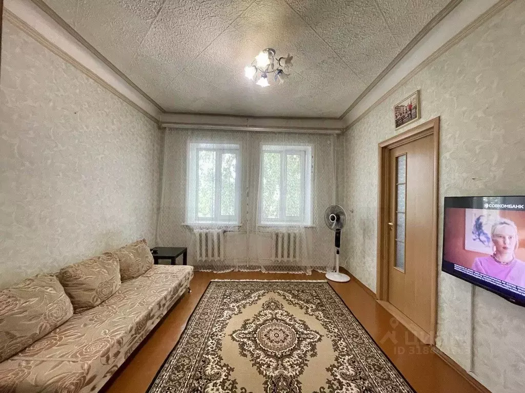 3-к кв. Свердловская область, Асбест Уральская ул., 12 (50.1 м) - Фото 1