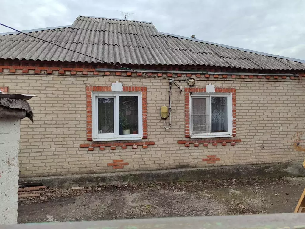 Дом в Ростовская область, Шахты ул. Сапрыкина (101 м) - Фото 0