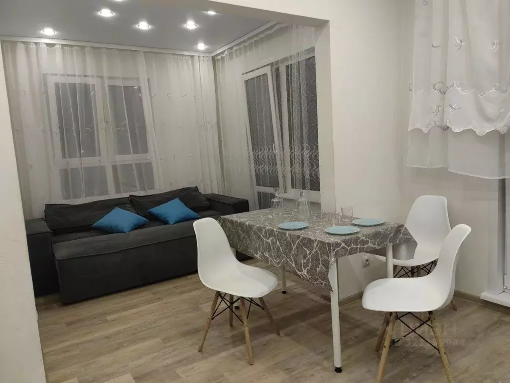 3-к кв. Новосибирская область, Новосибирск ул. Ясный Берег, 35 (64.0 ... - Фото 1