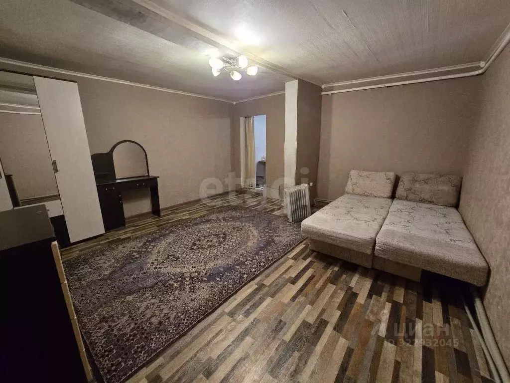 3-к кв. Курская область, Октябрьский район, Черницынский сельсовет, с. ... - Фото 0