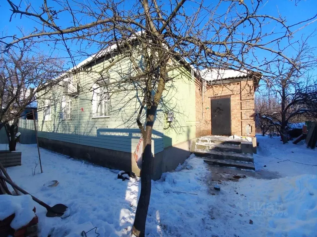 Дом в Ростовская область, Зверево ул. Кирова (105 м) - Фото 0