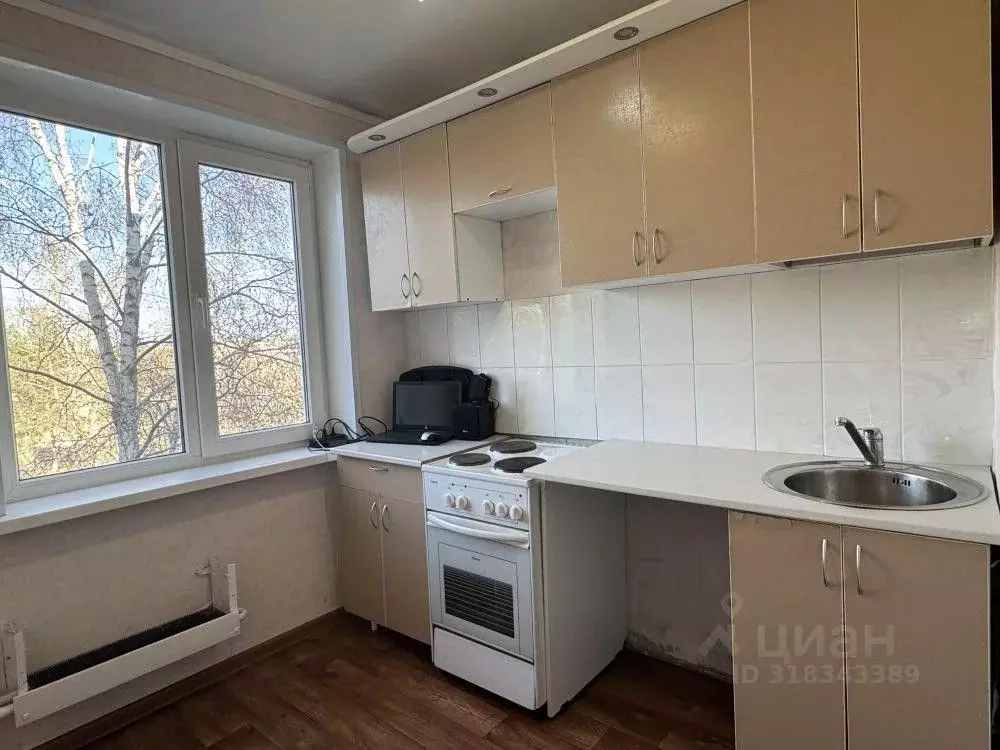 4-к кв. Хакасия, Черногорск ул. Чапаева, 37 (80.3 м) - Фото 1