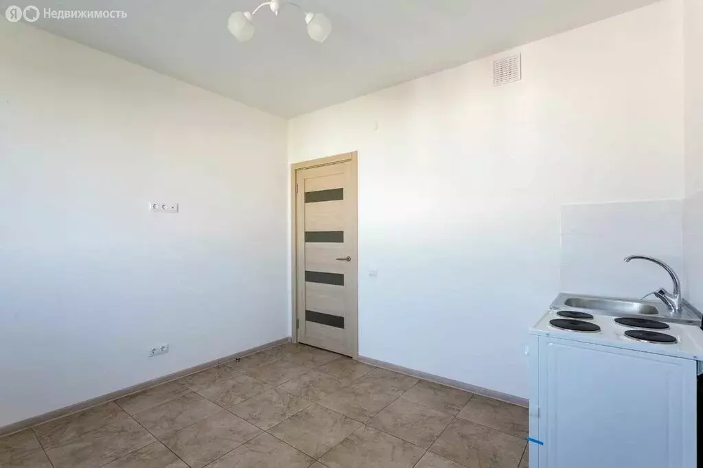 3-комнатная квартира: Москва, Илимская улица, 5 (82 м) - Фото 2