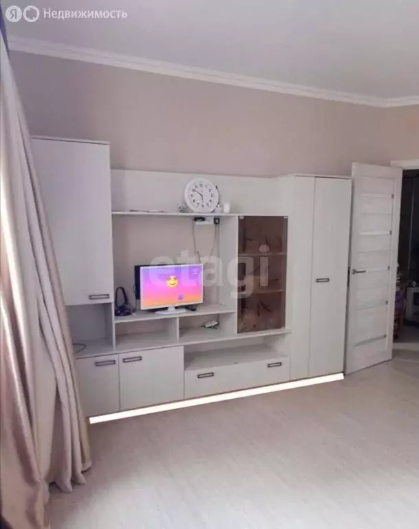 2-комнатная квартира: Калининград, улица Аксакова, 127А (62.5 м) - Фото 1