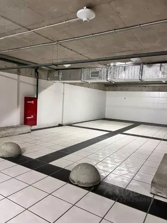 Гараж в Московская область, Одинцовский городской округ, д. Семенково, ... - Фото 1