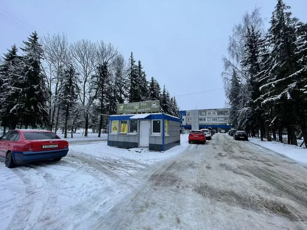 Торговая площадь в Новгородская область, Великий Новгород Нехинская ... - Фото 0