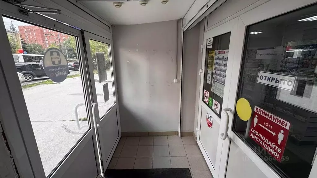 Торговая площадь в Самарская область, Тольятти ул. Горького, 66 (18 м) - Фото 2