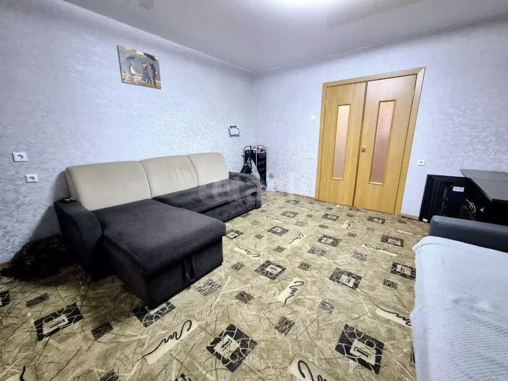 2-к кв. Челябинская область, Челябинск Звенигородская ул., 52 (64.3 м) - Фото 1