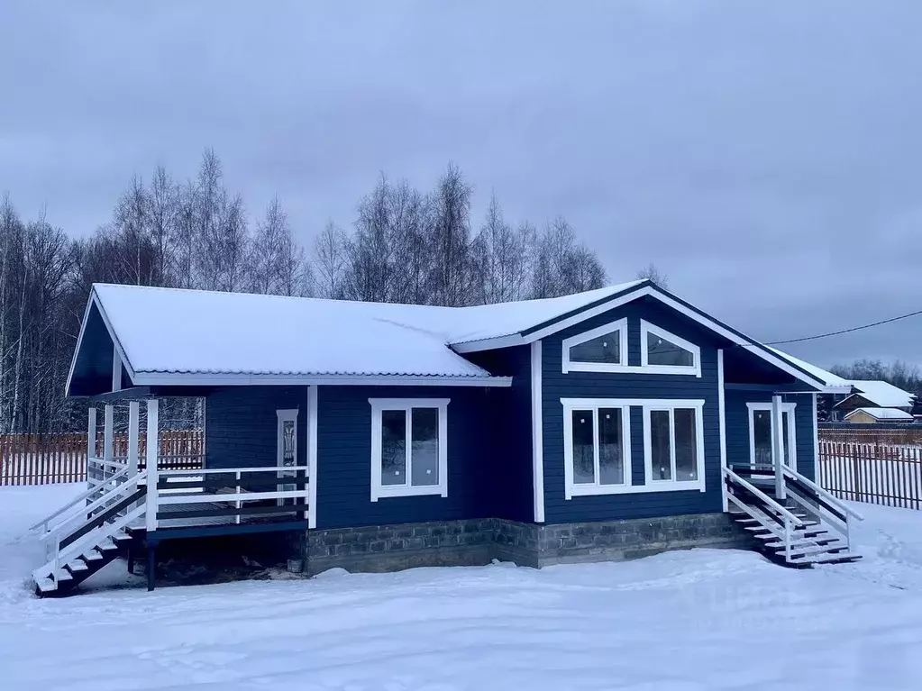 Дом в Владимирская область, Александровский район, Следневское ... - Фото 0