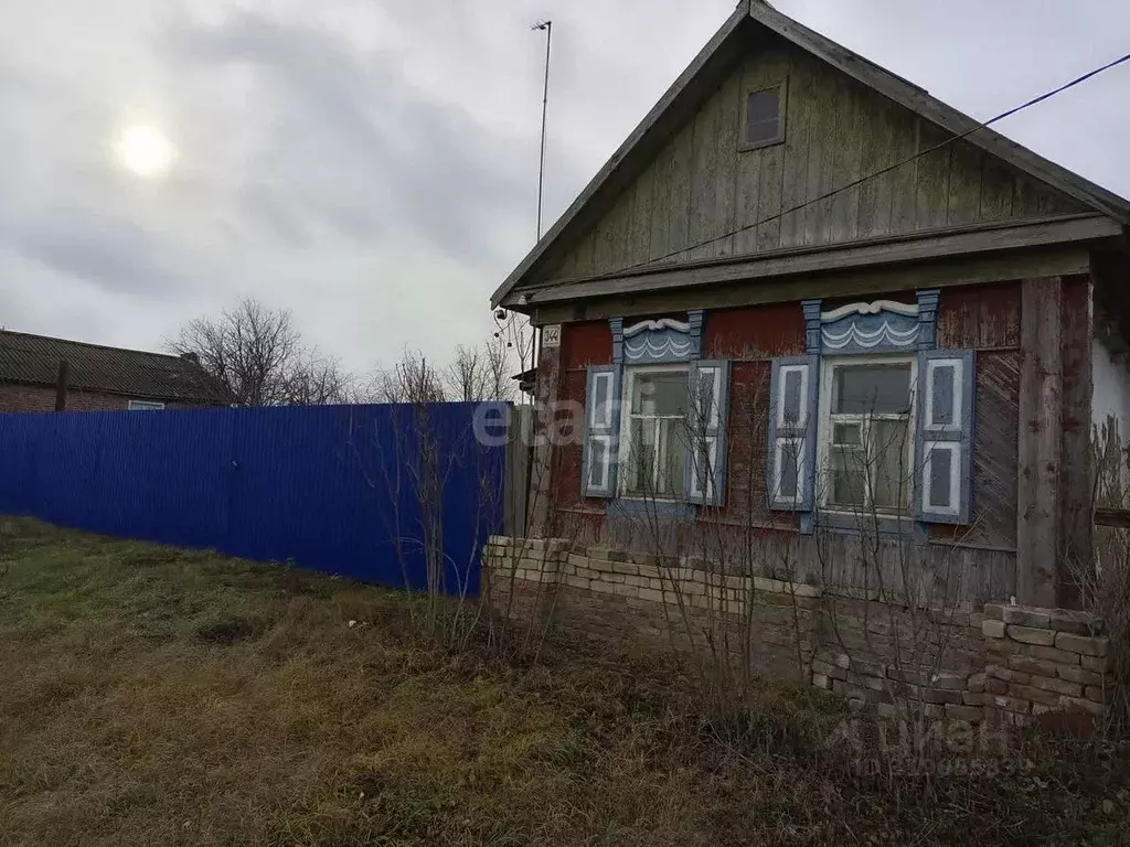 Дом в Саратовская область, Романовка рп ул. Советская, 344 (69 м) - Фото 1