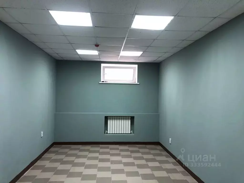 Помещение свободного назначения в Татарстан, Казань Гвардейская ул., ... - Фото 1