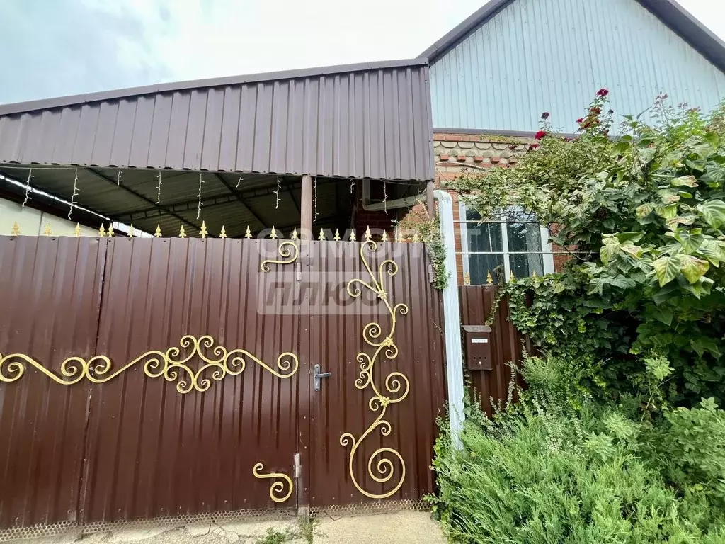 Дом в Краснодарский край, Тимашевск Кореновская ул. (50 м) - Фото 1