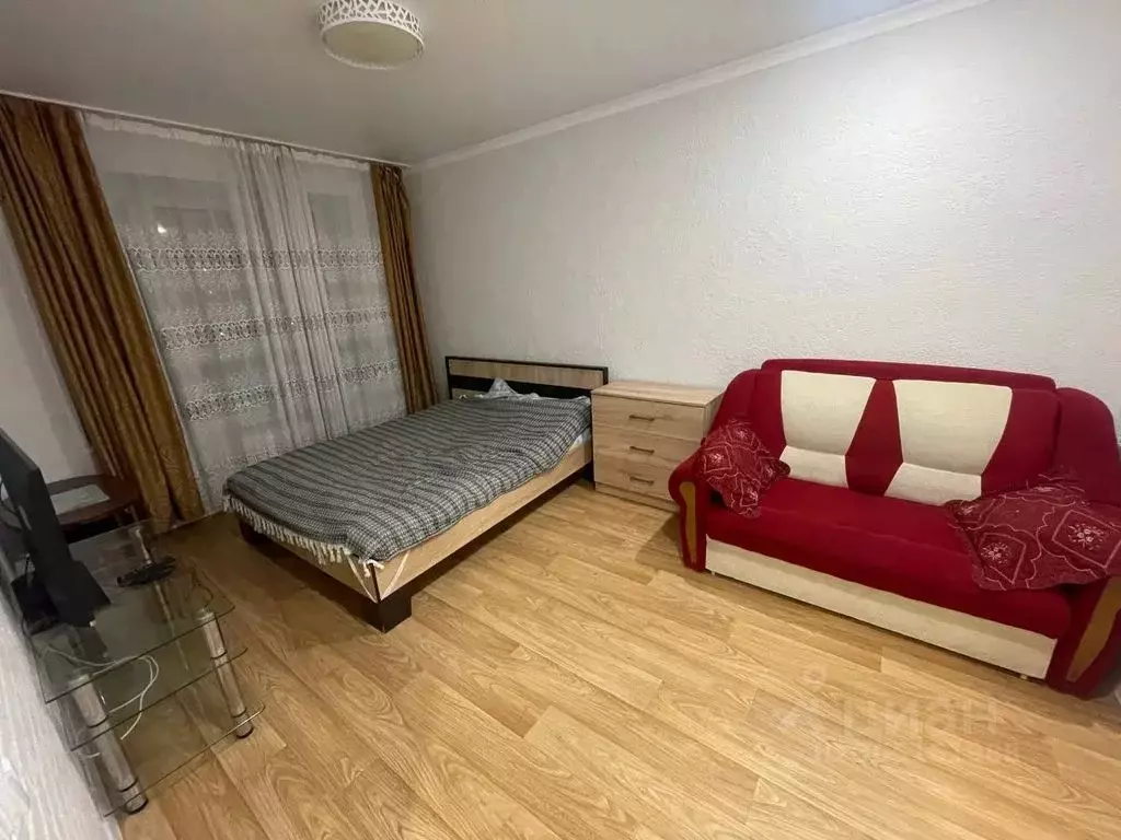 1-к кв. Белгородская область, Старый Оскол Центральный мкр, 4 (41.0 м) - Фото 0