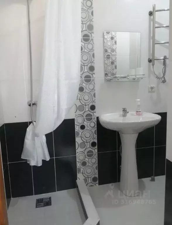 Студия Краснодарский край, Сириус пгт ул. Станиславского, 37 (22.0 м) - Фото 1