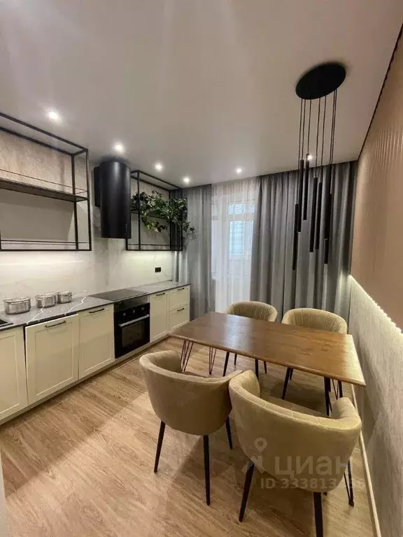 2-к кв. Татарстан, Казань ул. Заслонова, 40к2 (75.0 м) - Фото 1