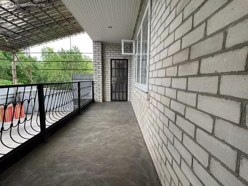 Дом в посёлок Свободы, улица Щорса, 71 (280 м) - Фото 2