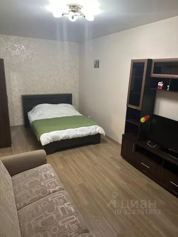 1-к кв. Татарстан, Казань ул. Рауиса Гареева, 92 (42.0 м) - Фото 1