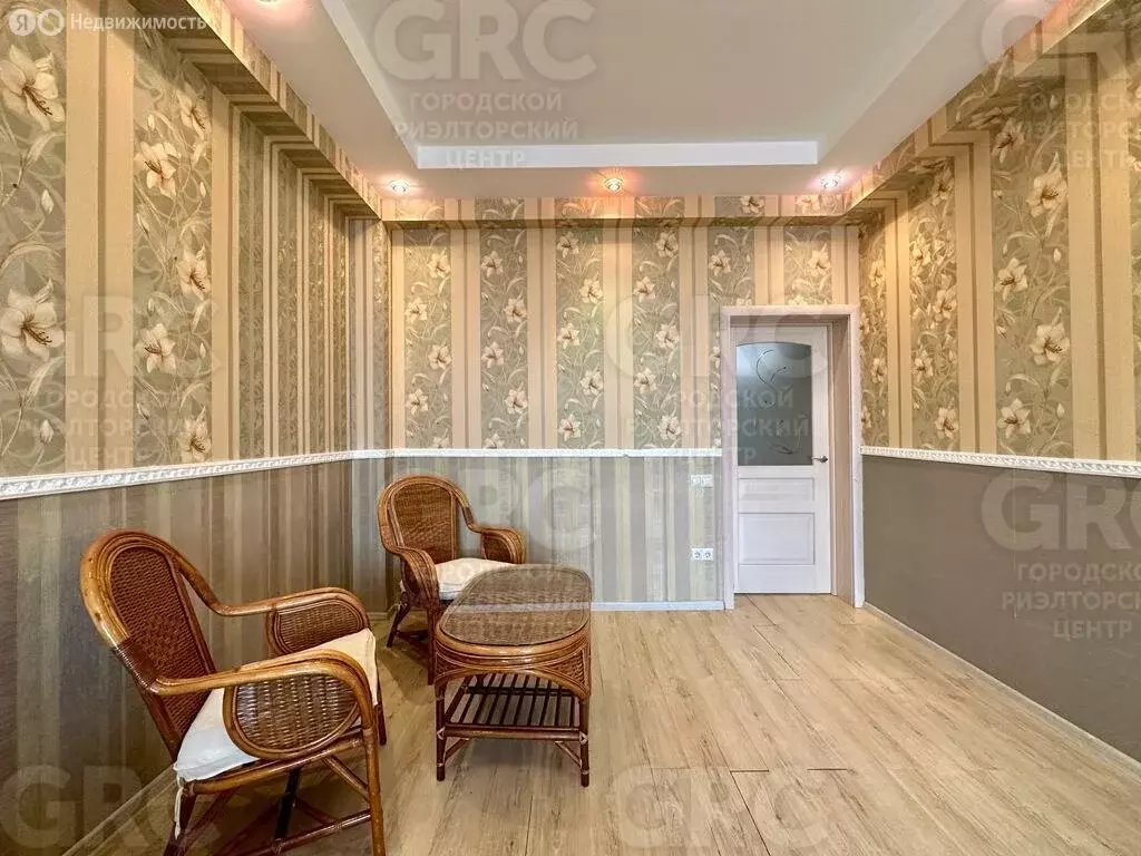 3-комнатная квартира: Сочи, микрорайон Мамайка, Анапская улица, 3/12 ... - Фото 1