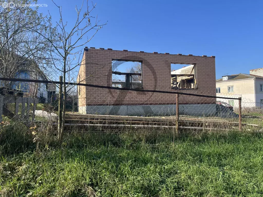 Дом в Апшеронск, Тихая улица (100 м) - Фото 1