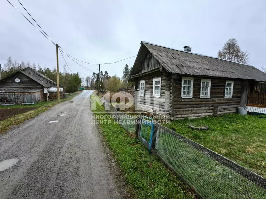 Дом в Карелия, Прионежский район, Рыборецкое с/пос, с. Рыбрека ул. ... - Фото 0