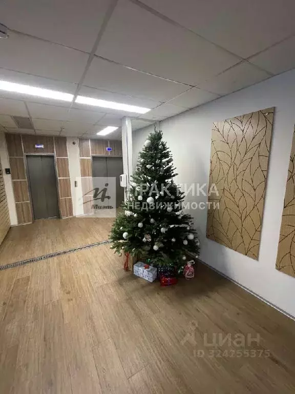 Продается 2-комнатная квартира - Фото 1