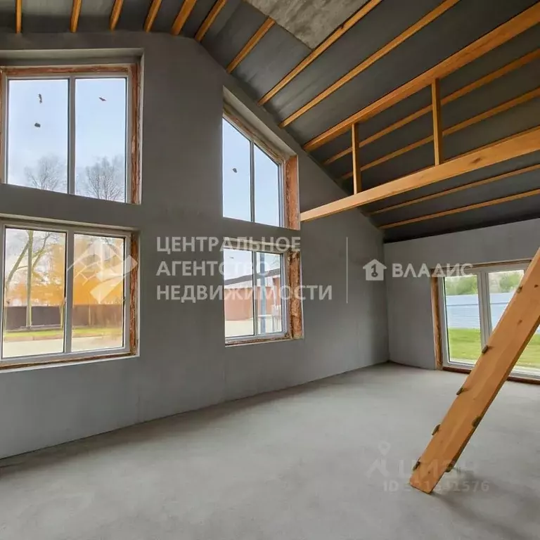 Дом в Рязанская область, Рязанский район, Дубровическое с/пос, с. ... - Фото 1