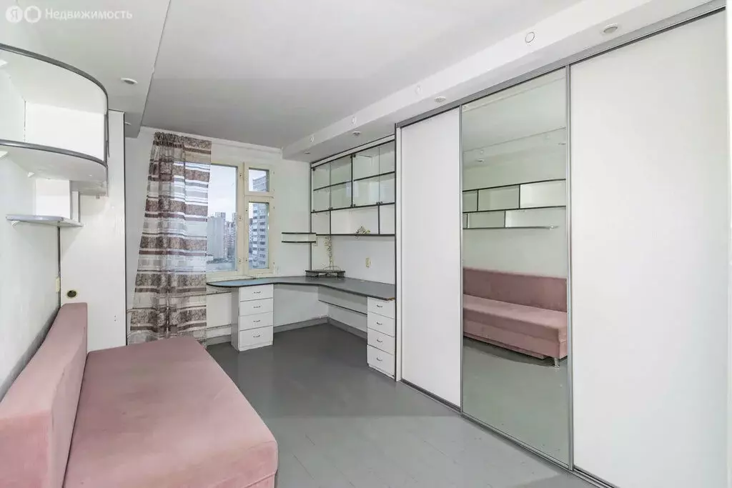 3-комнатная квартира: Екатеринбург, улица Сурикова, 40 (63.9 м) - Фото 2