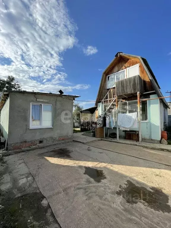 Дом в Саратовская область, Энгельсский район, Красноярское . - Фото 1