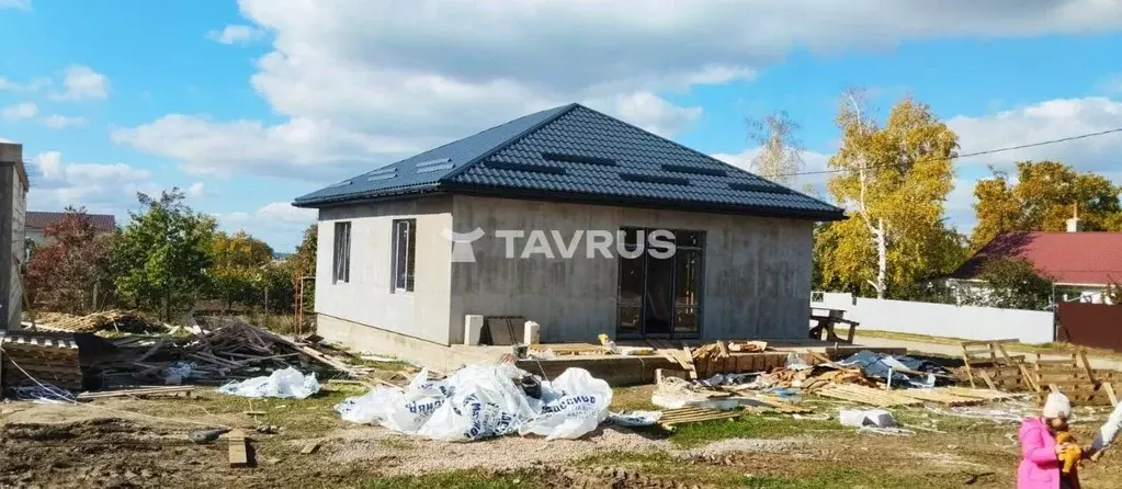 Дом в Крым, Симферопольский район, Трудовское с/пос, с. Ивановка ул. ... - Фото 1