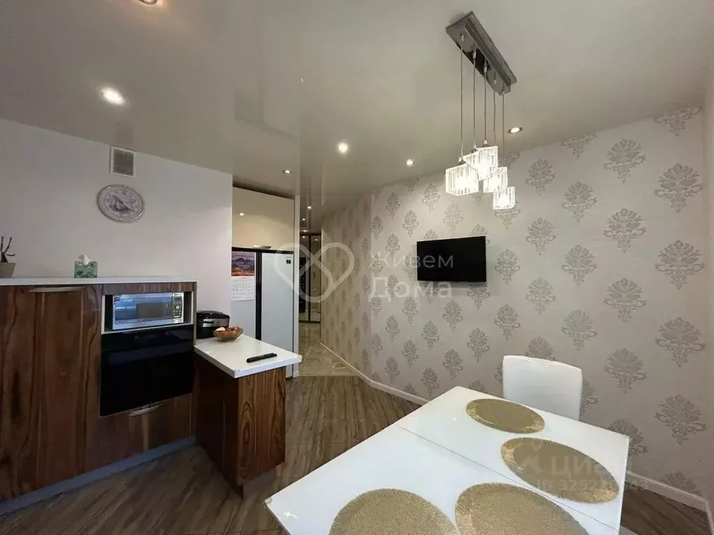 3-к кв. Волгоградская область, Волгоград Пугачевская ул., 20 (108.9 м) - Фото 2