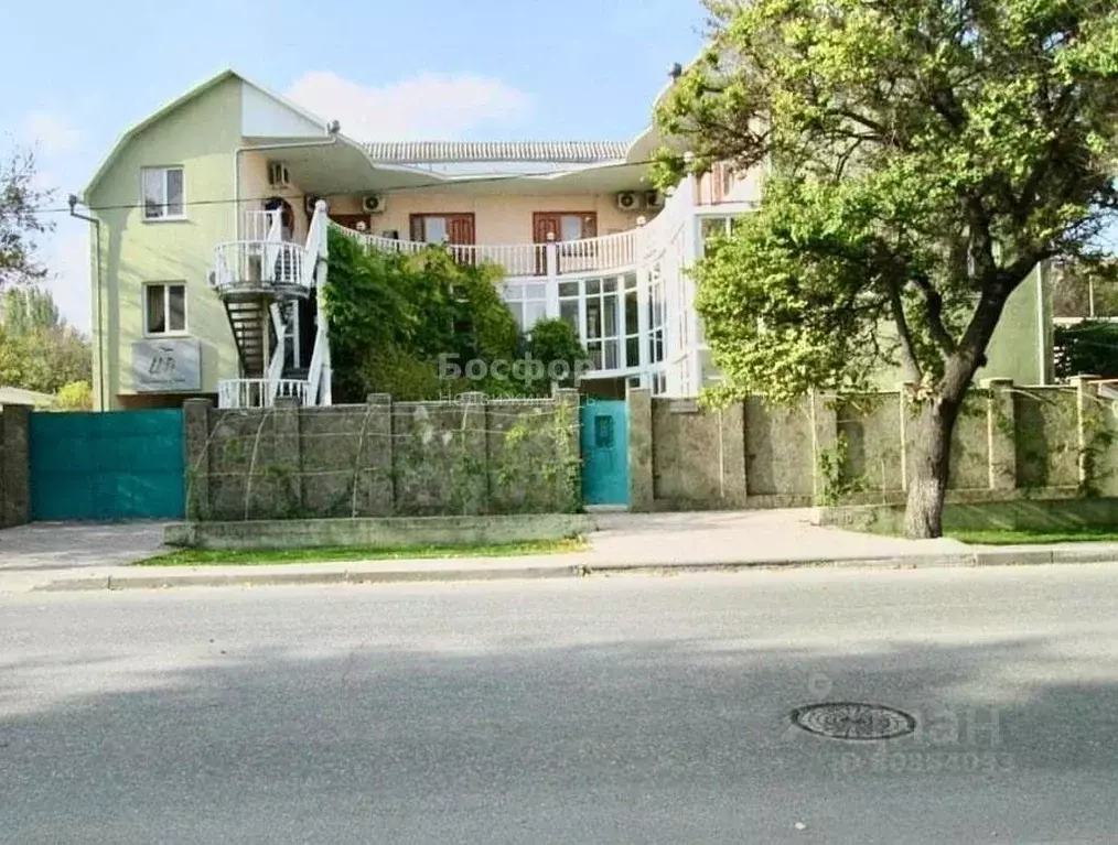 Дом в Крым, Феодосия ул. Чкалова, 120 (470 м) - Фото 1